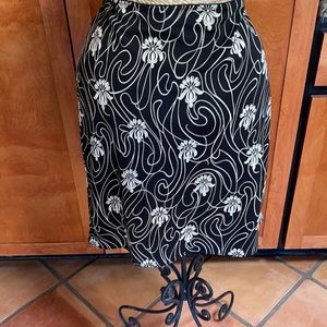 - Ann Taylor Loft black skirt medium petite with off white design